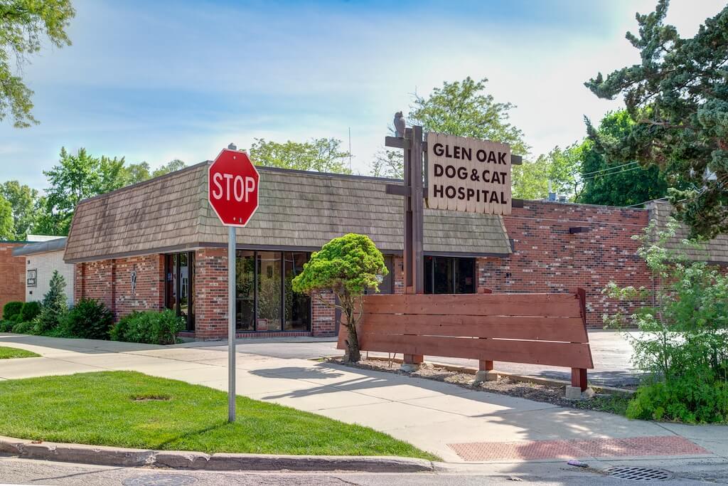 20240531_web_godch_glen_oak_dog_cat_hospital_img_2061